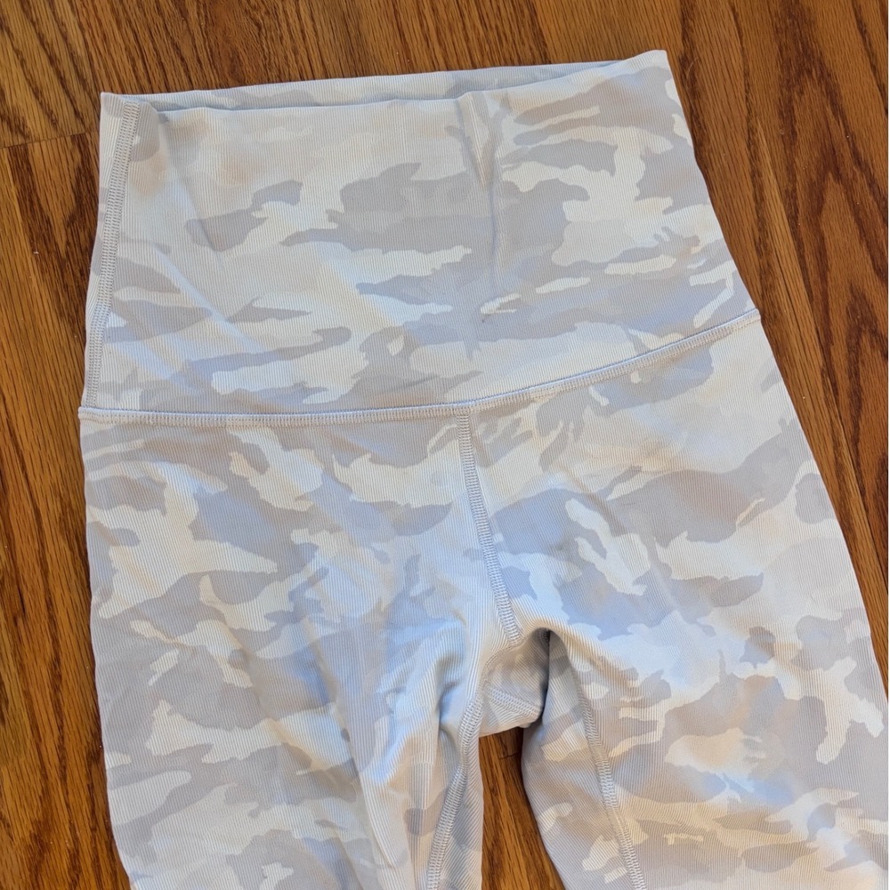 Lululemon Align High Rise Pant 28 Heritage 365 Camo Crisp Zephyr Multi‎ Grey 4 - Picture 3 of 6